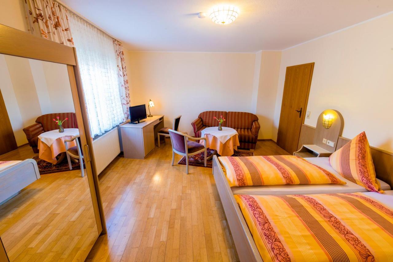 Hotel Garni Gernsbach Buitenkant foto