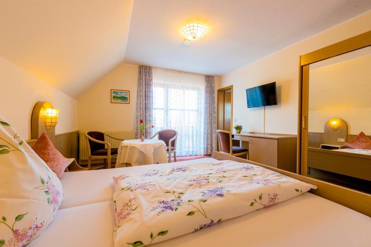 Hotel Garni Gernsbach Buitenkant foto