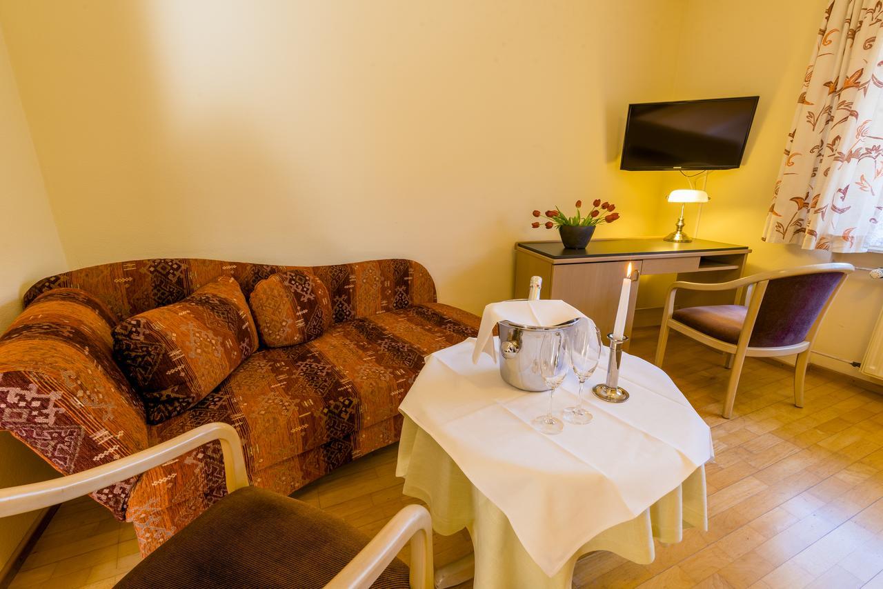Hotel Garni Gernsbach Buitenkant foto