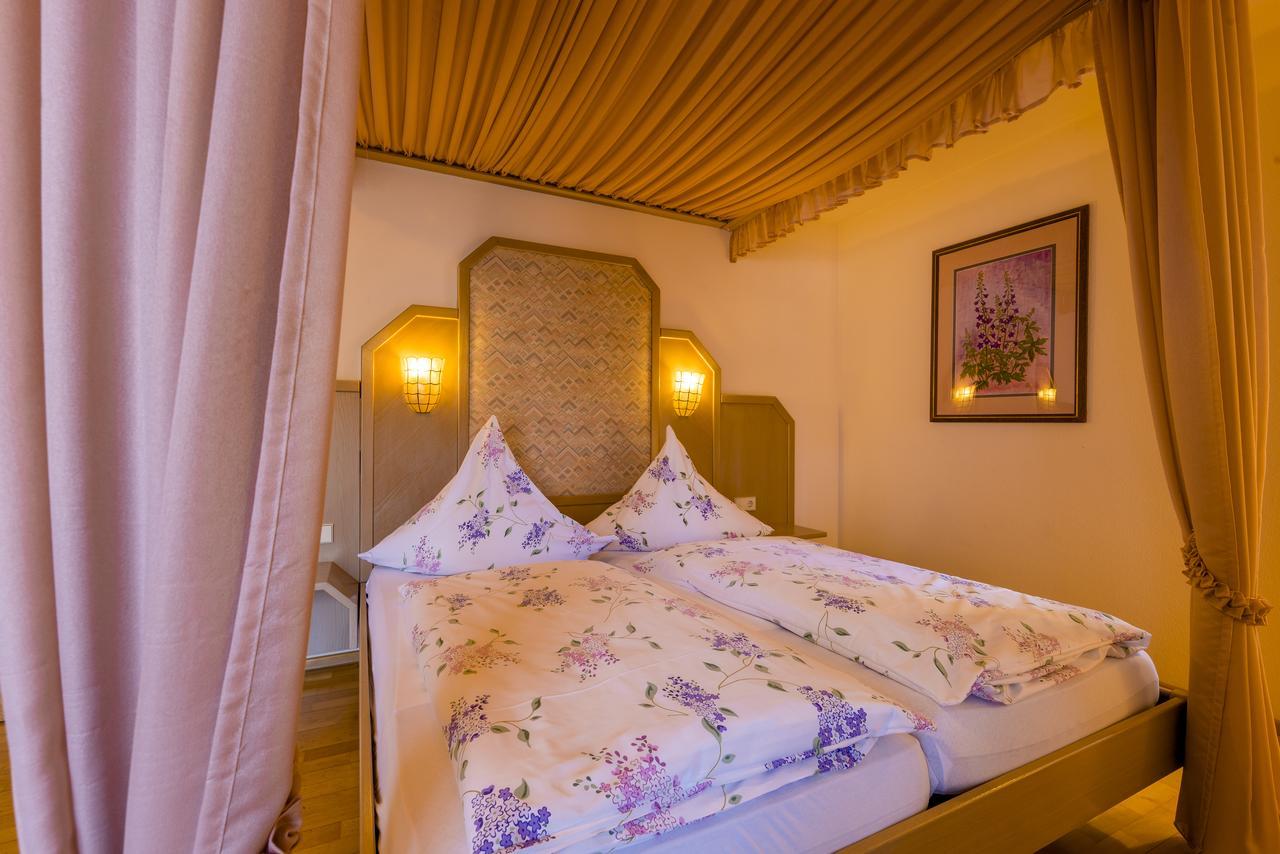 Hotel Garni Gernsbach Buitenkant foto
