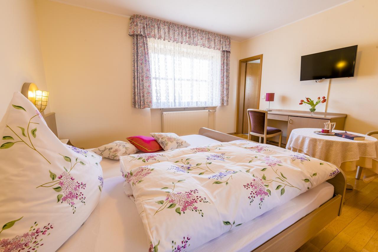 Hotel Garni Gernsbach Buitenkant foto