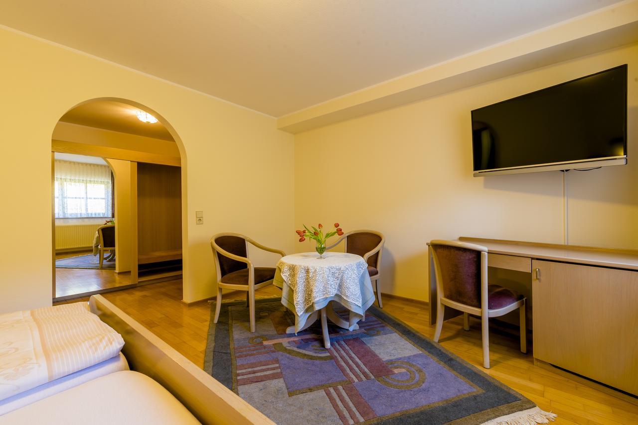 Hotel Garni Gernsbach Buitenkant foto